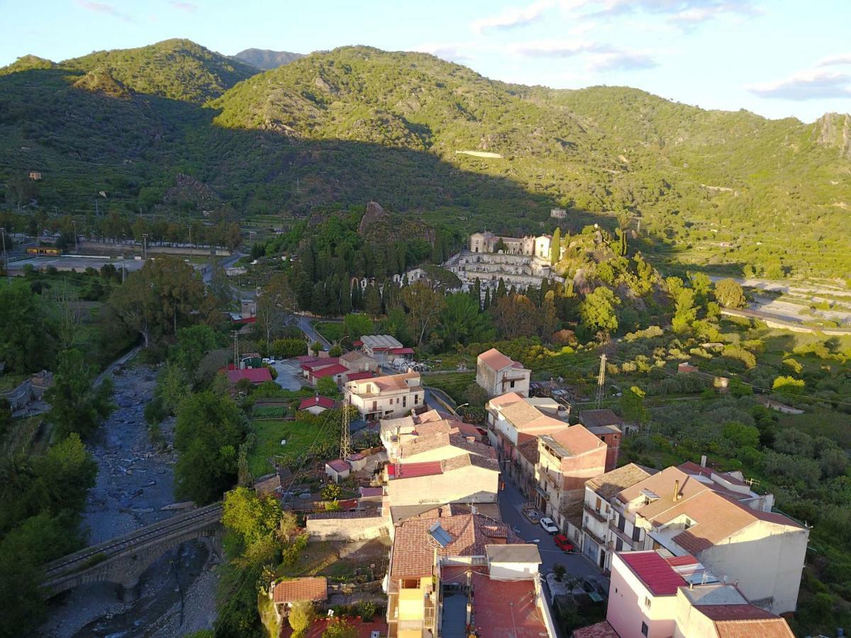 Casa Catena Francavilla di Sicilia Εξωτερικό φωτογραφία